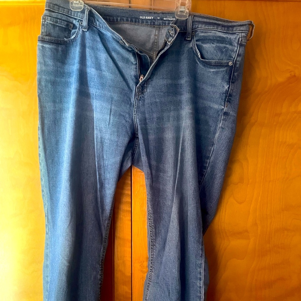 Pair of Old Navy Jeans- OG Loose & Boyfriend - size 14